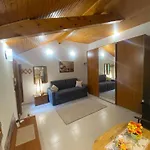 La Corte Dei Torri Loft On The Oliveto Lario