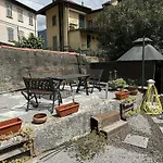 La Corte Dei Torri Loft On The Apartmán Oliveto Lario